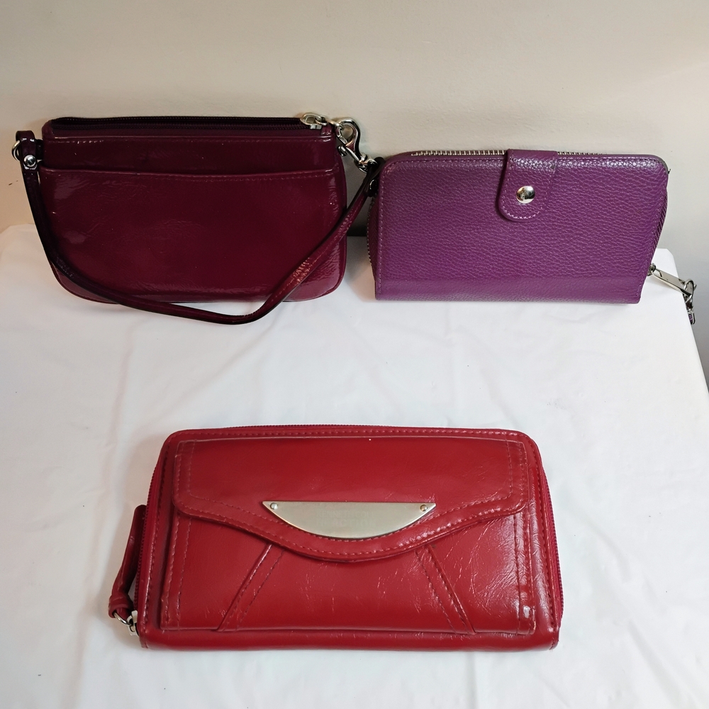 Elegant Red and Purple Women's Clutch Set